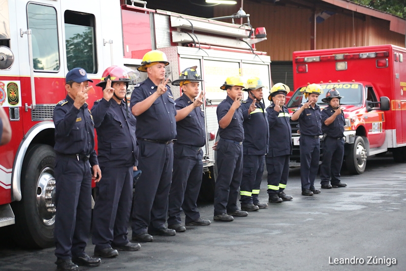 BOMBEROS